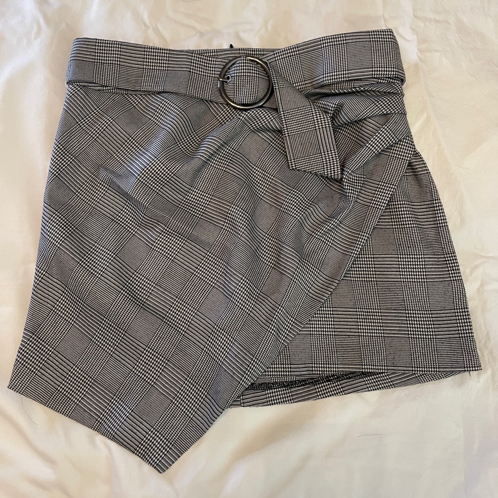 Plaid Wrap Skirt with Belt, L